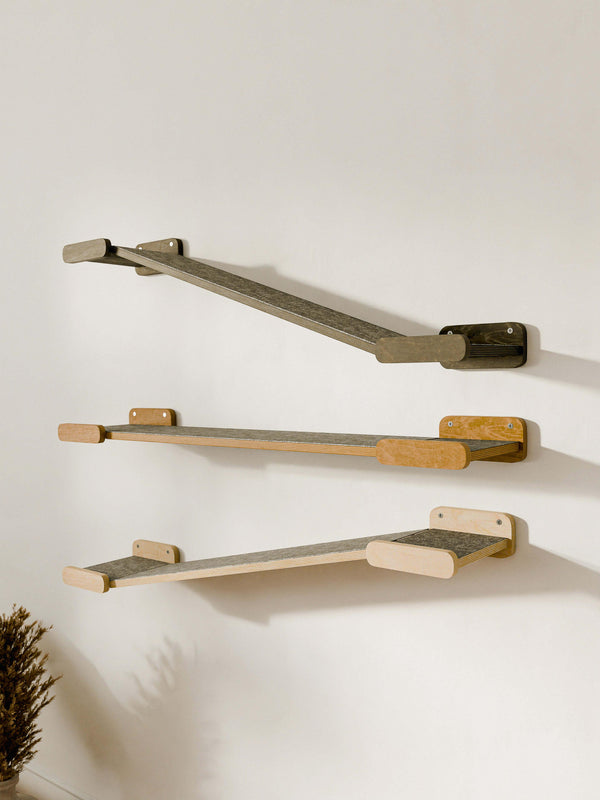 Minimalist Cat Bridge – Wall-Mounted Cat Climber