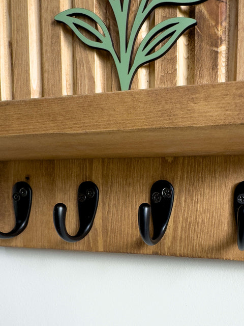 Rustykalna półka ścienna z litego drewna i wieszak na ubrania, wykończenie w kolorze ciemnego dębu, organizer do przedpokoju i uchwyt na klucze